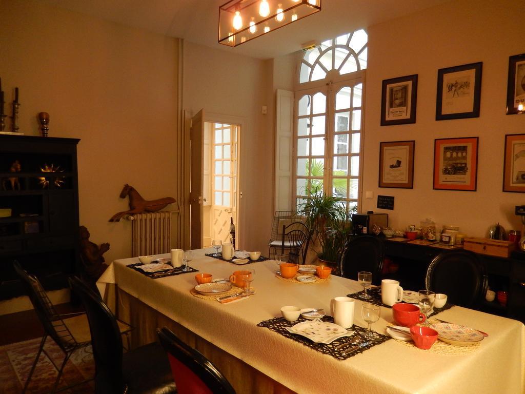 Bed and Breakfast Maison Bossoreil Анже Экстерьер фото